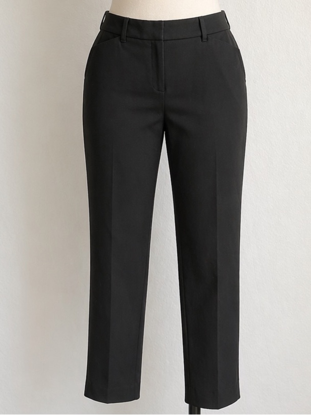 White House Black Market Classic Black Tailored Ankle Slim Crop Pants Size 10R